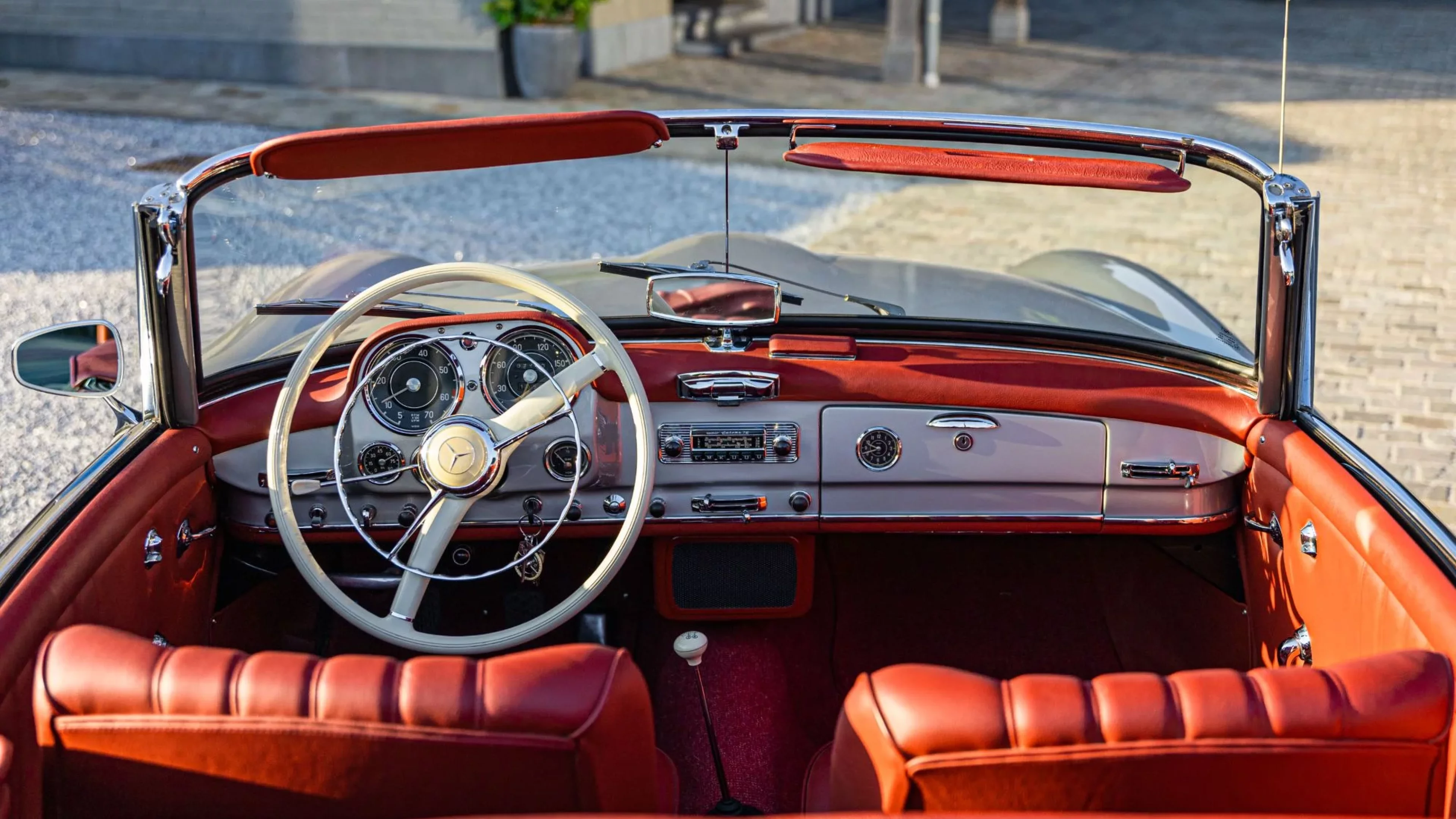 Header Mercedes-Benz Mercedes-Benz SL 190 Cabriolet