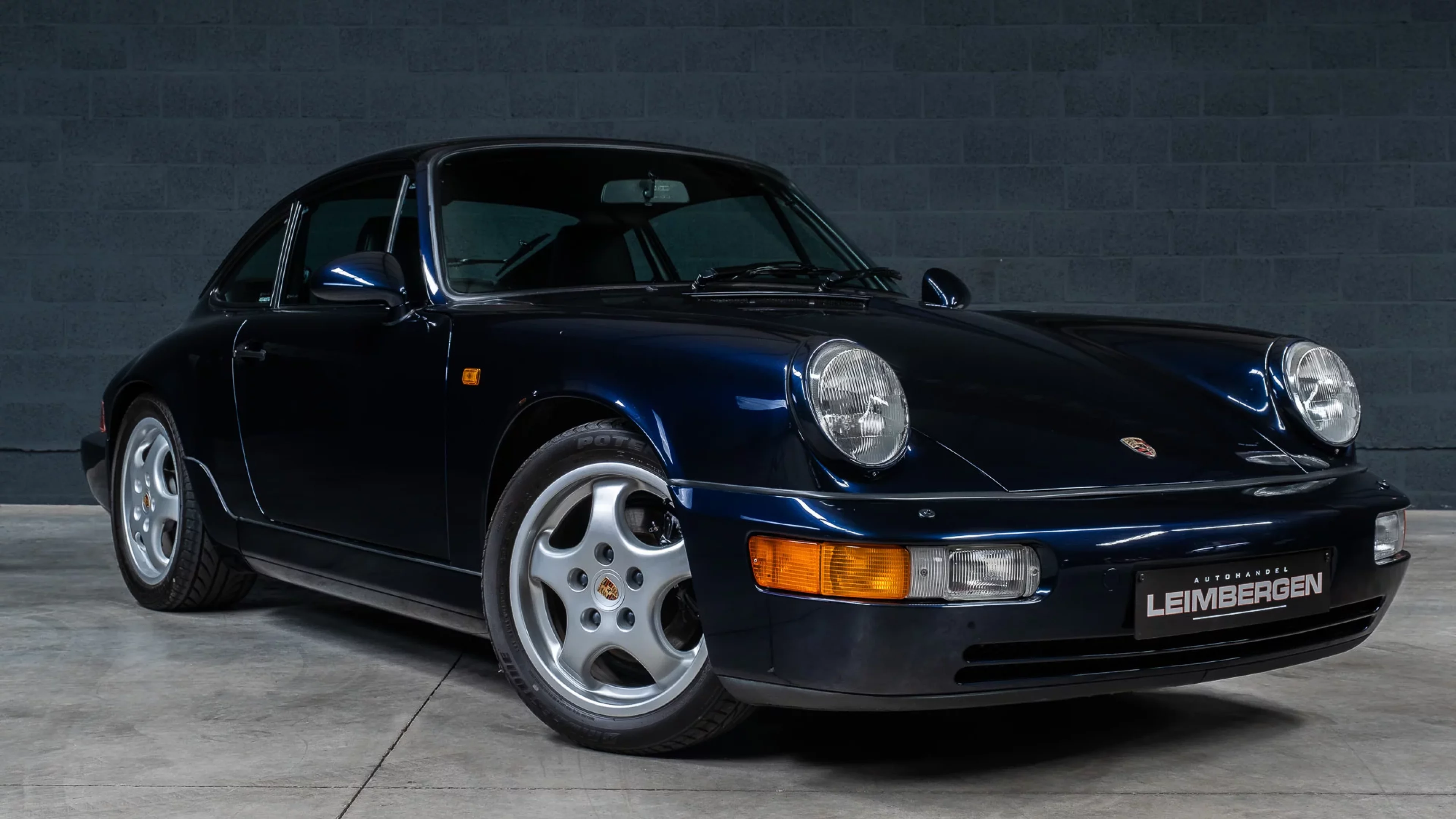 Header Porsche 911 (type 964) Carrera 2