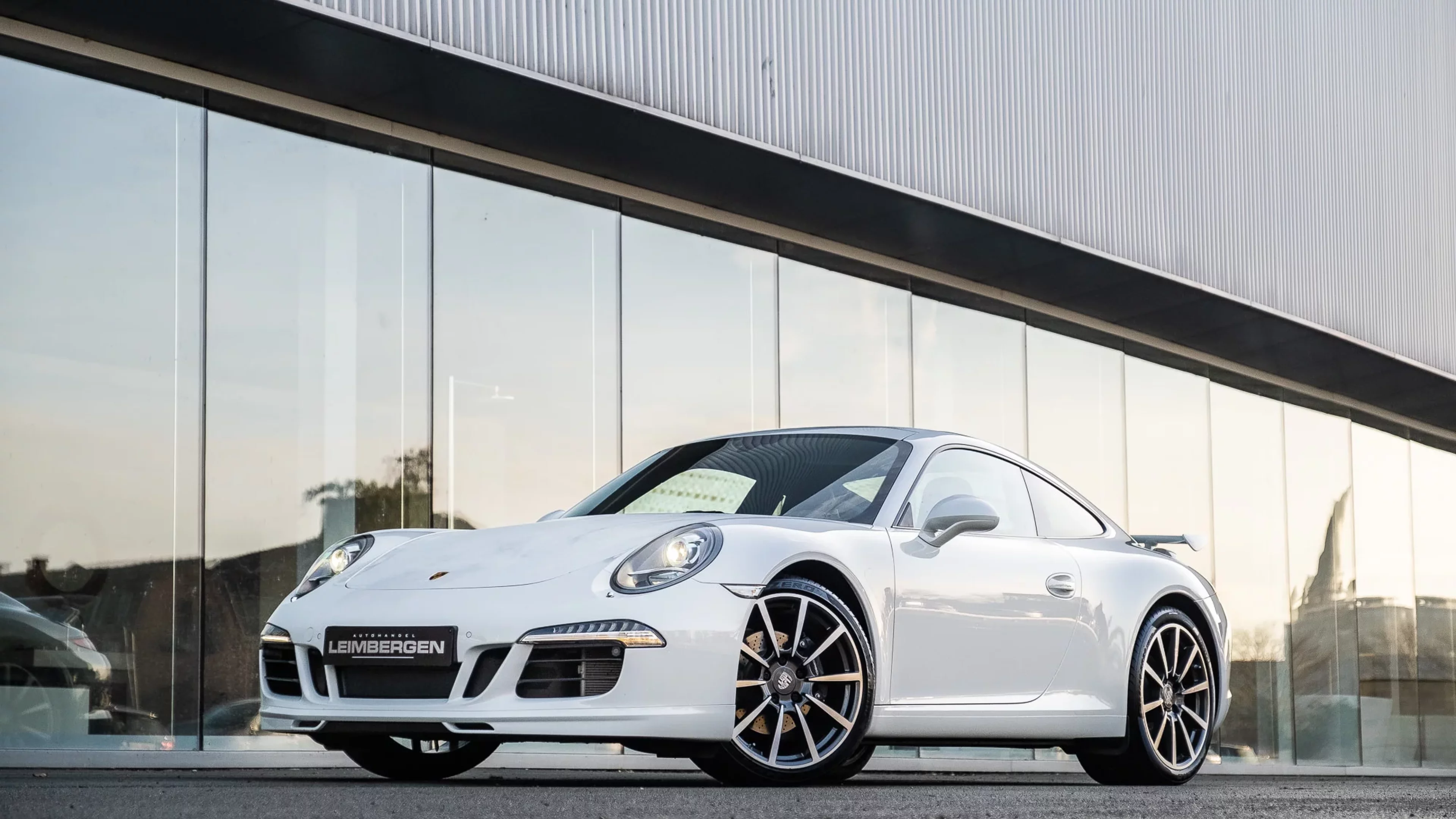 Header Porsche 911 (type 991) Carrera 2 Coupé