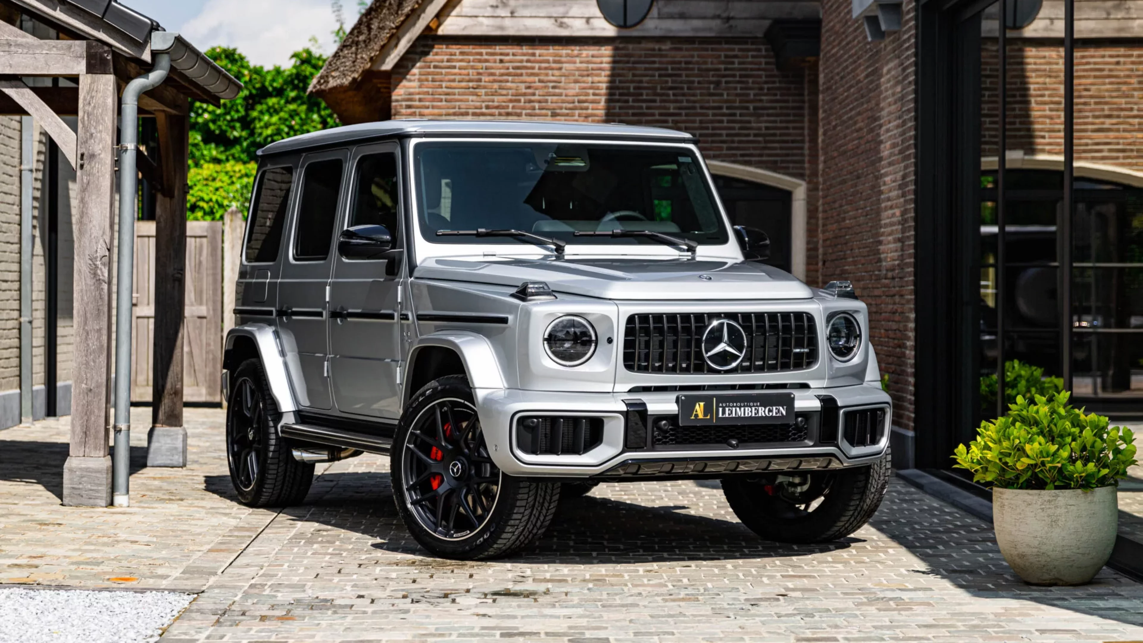 Header Mercedes-Benz AMG G 63