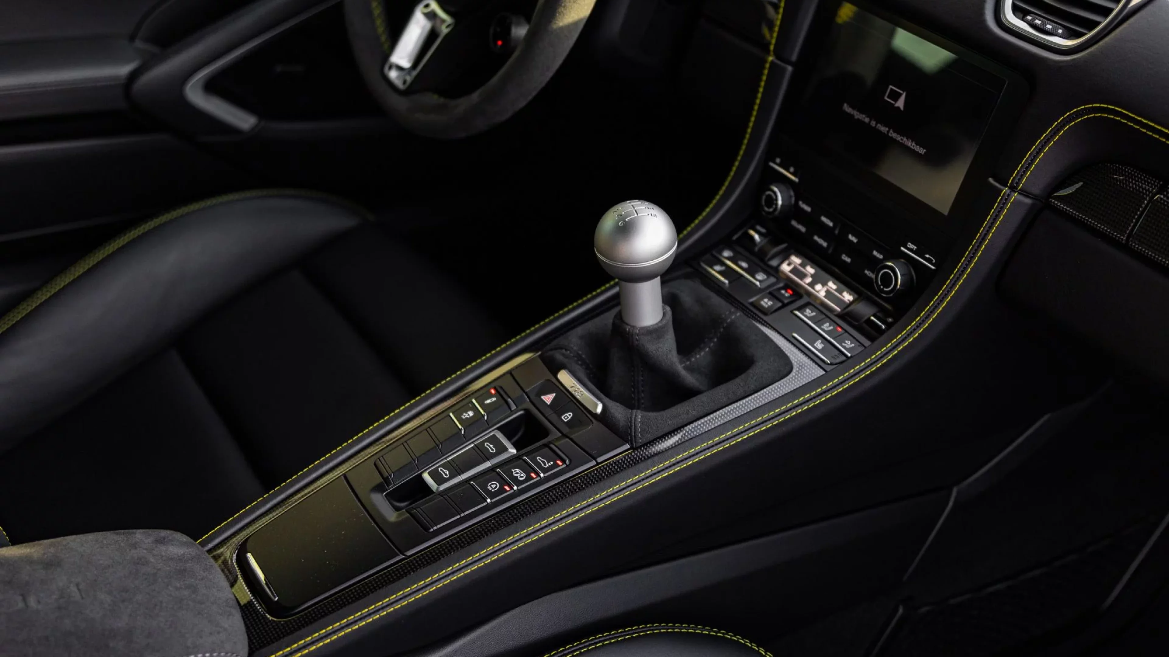 Header Porsche 718 Boxster S