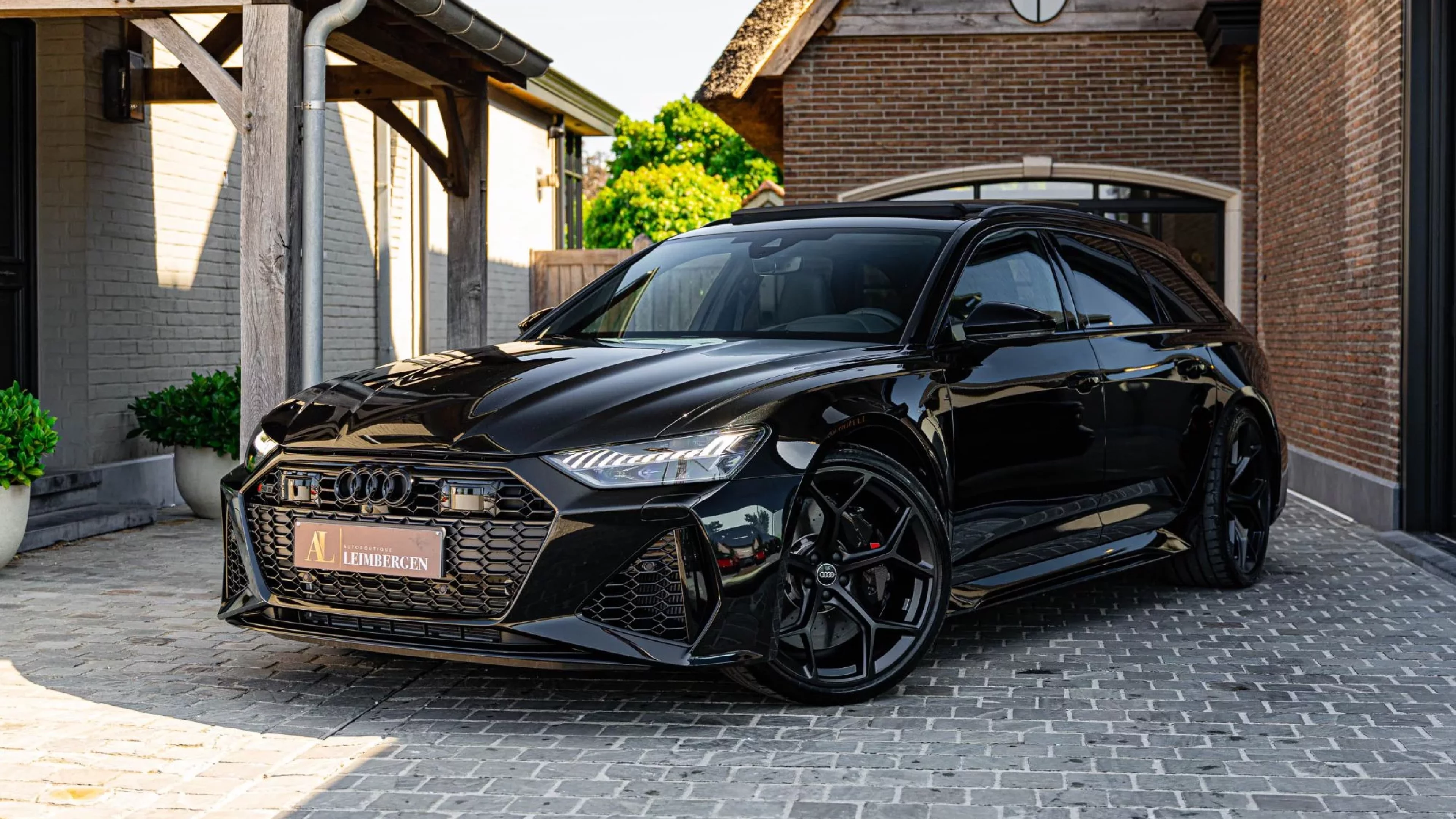 En-tête Audi RS6 Avant Performance