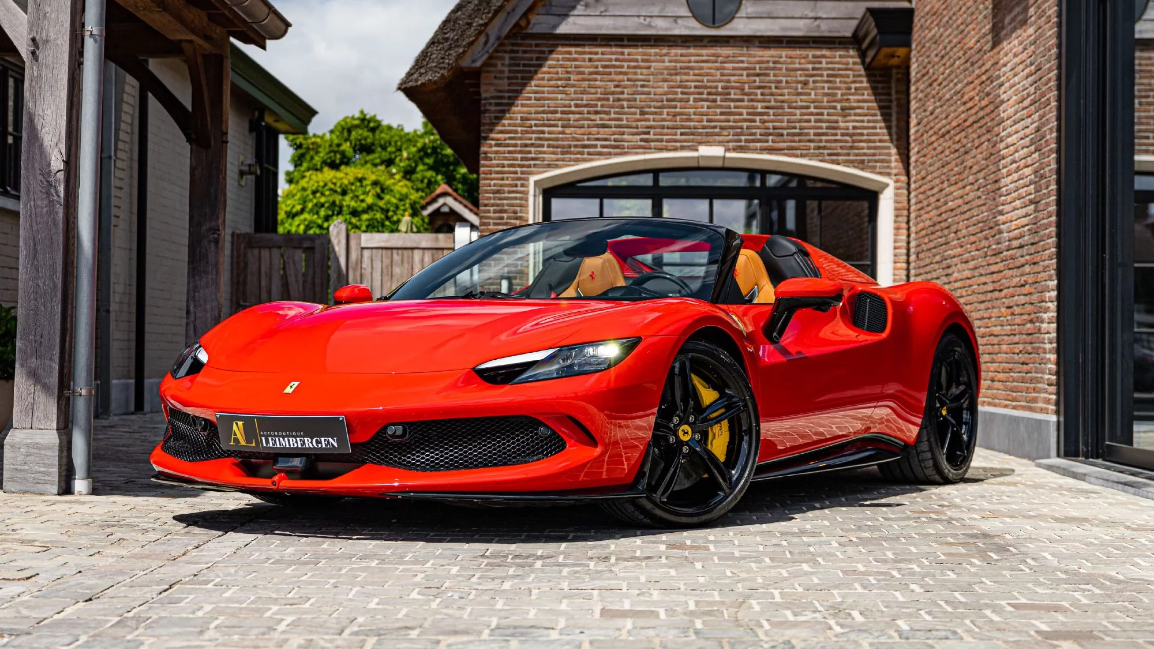 En-tête Ferrari 296 GTS