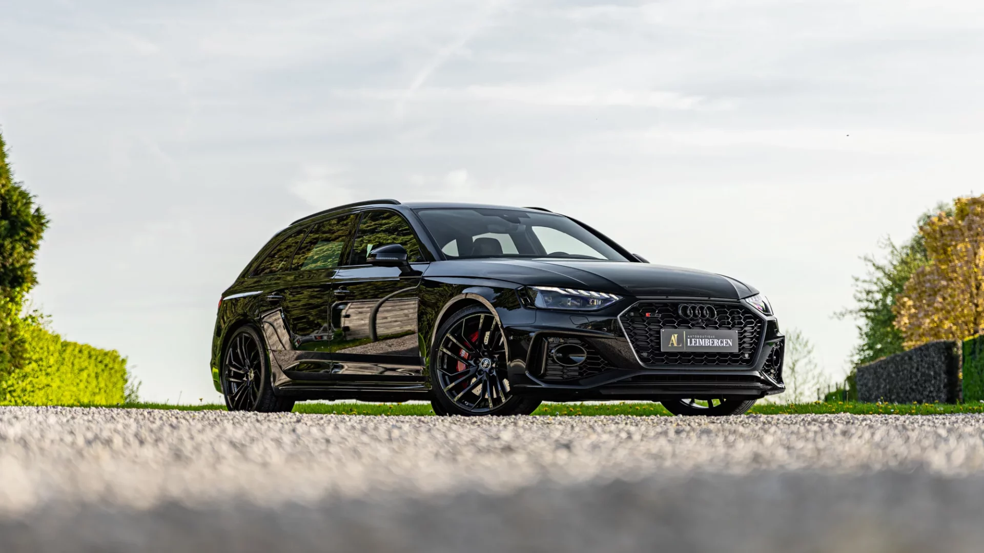 Header Audi RS4 Avant Quattro