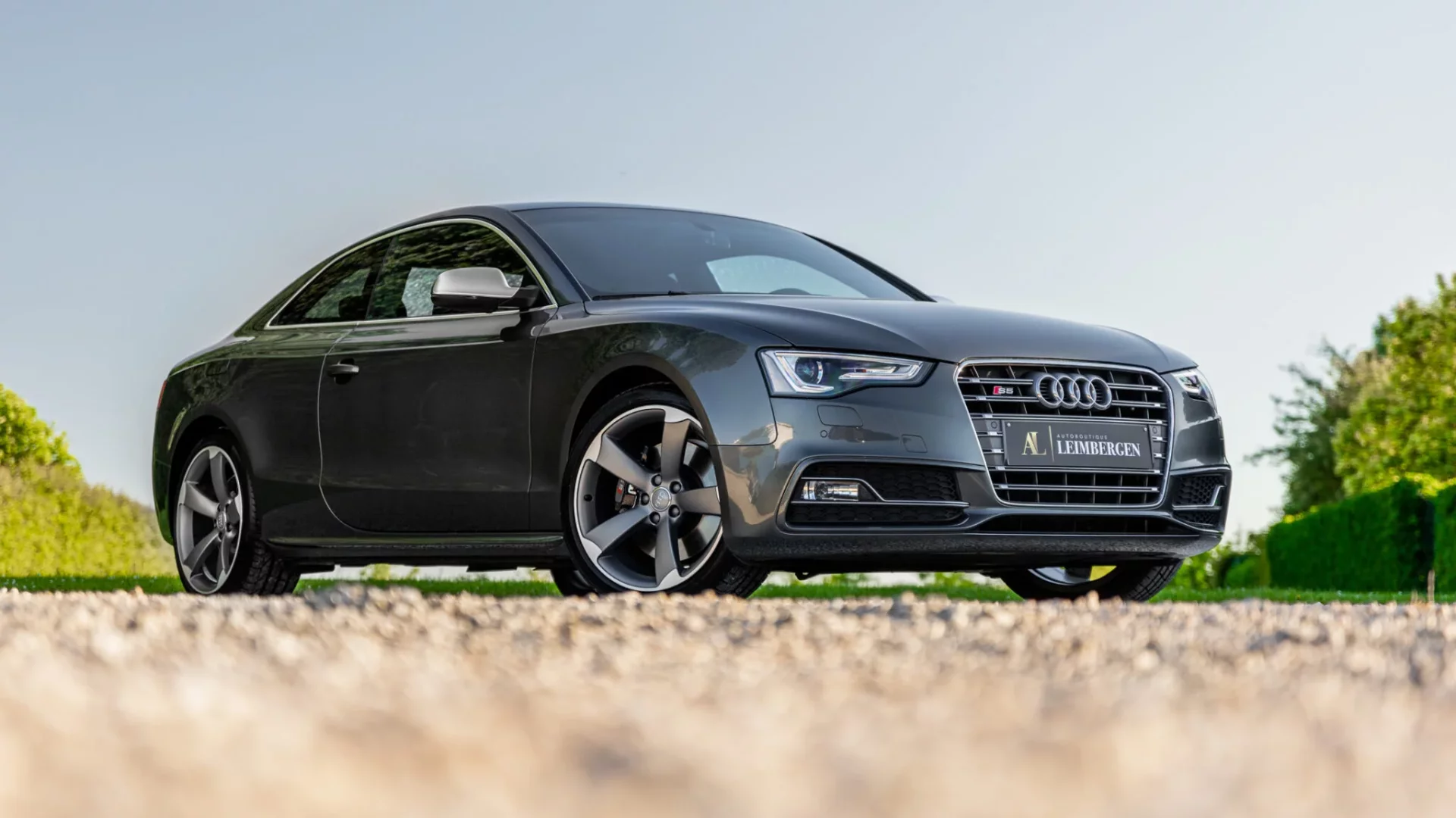 Header Audi S5 Coupé