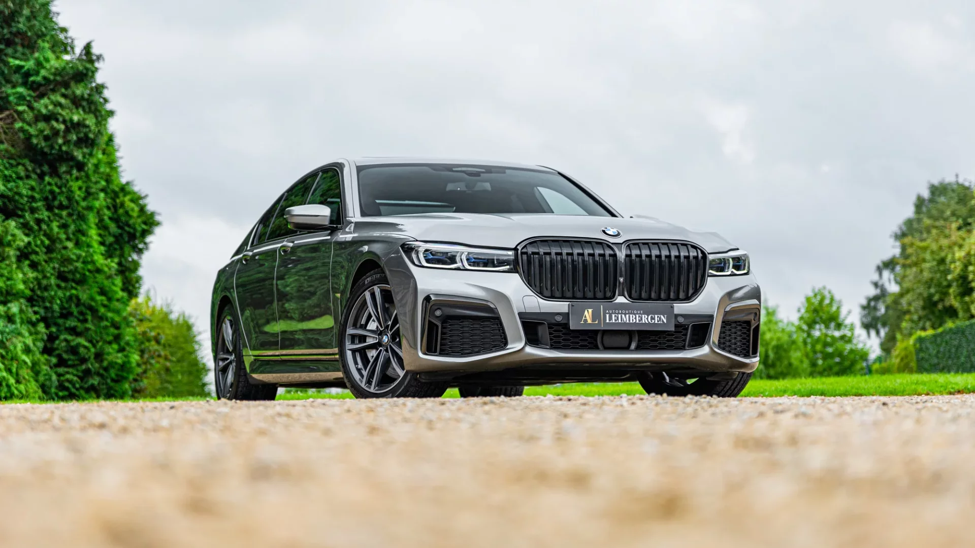 En-tête BMW 745e M-Pack