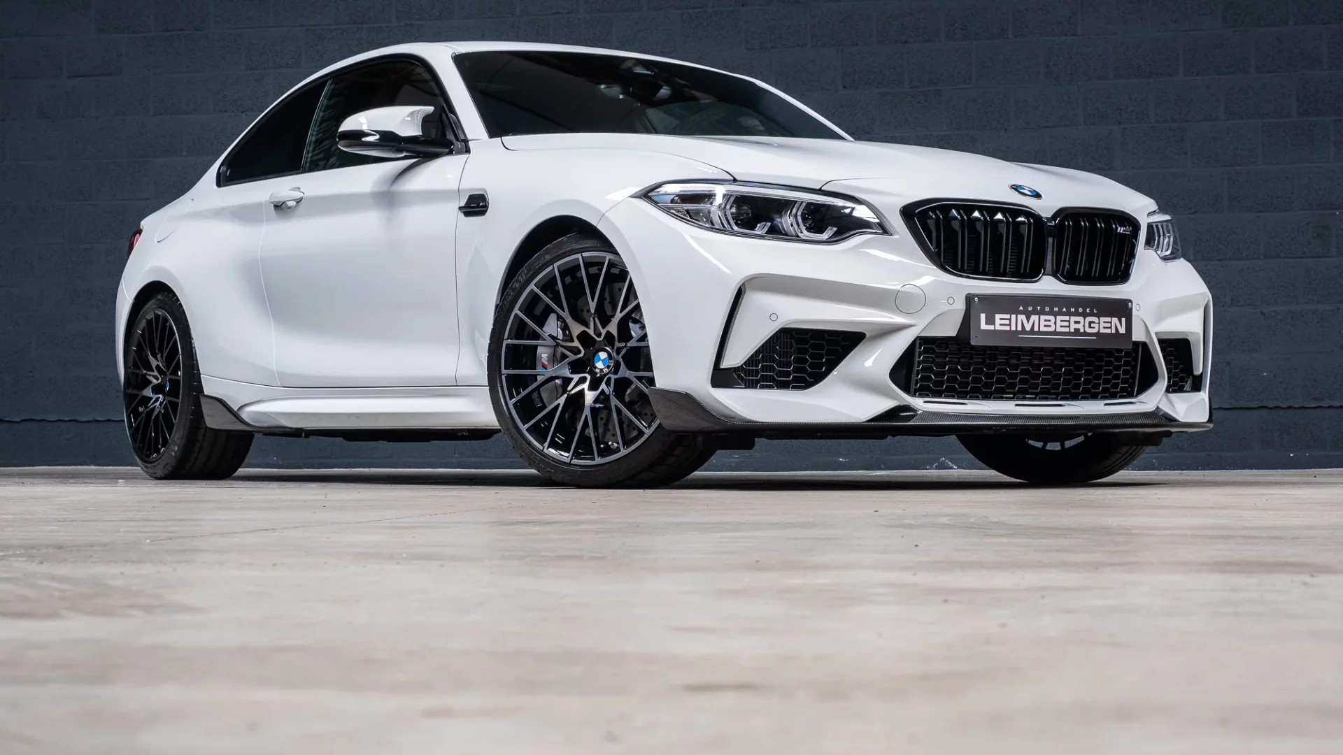 Header BMW M2