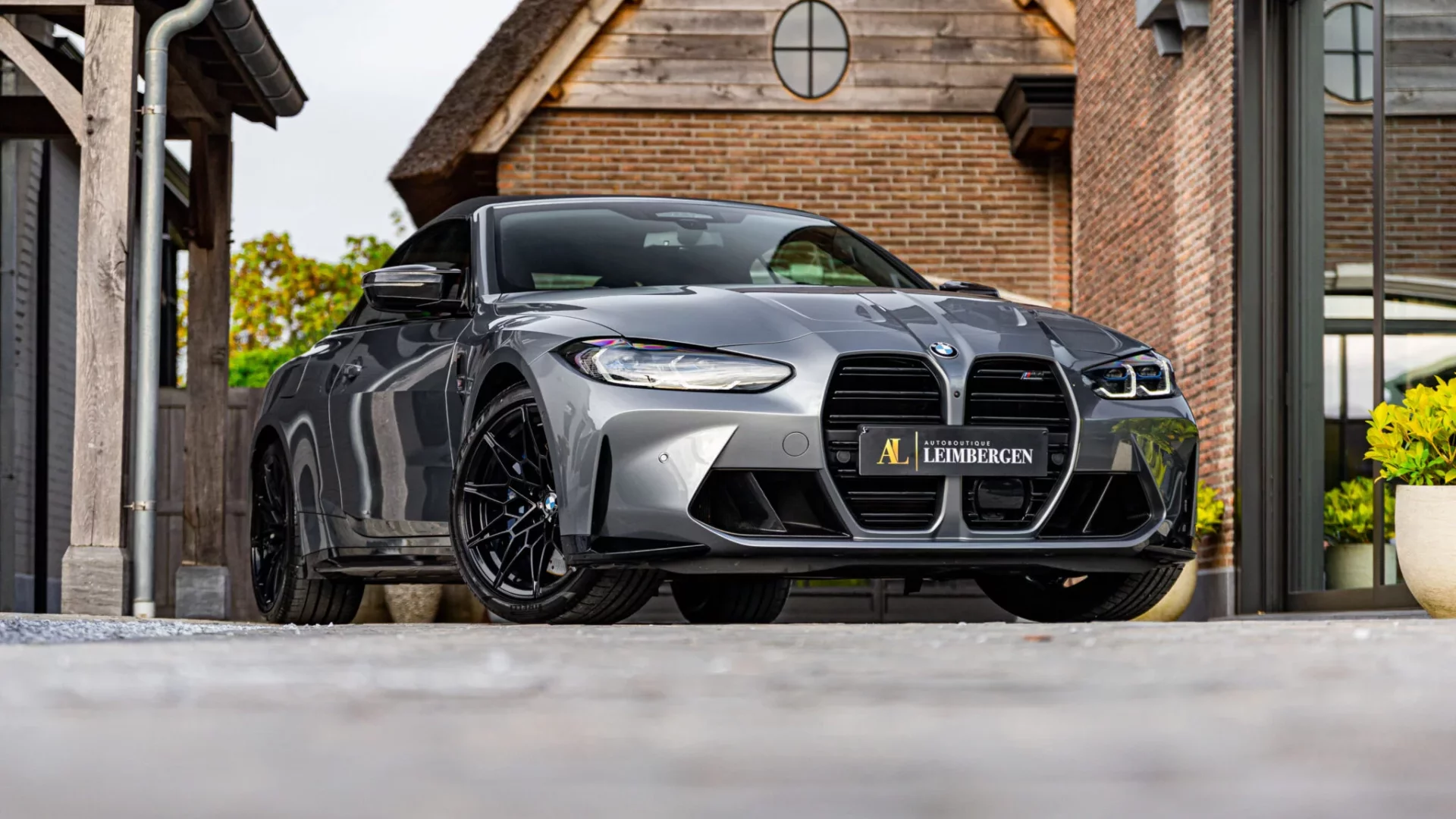 Header BMW M4 Competition M xDrive Cabriolet