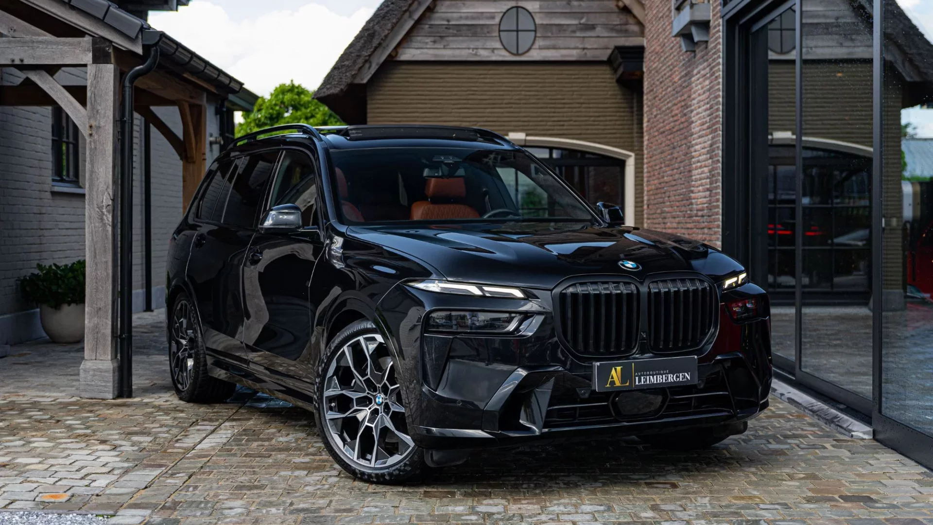 Header BMW X7 xDrive40d M Sport