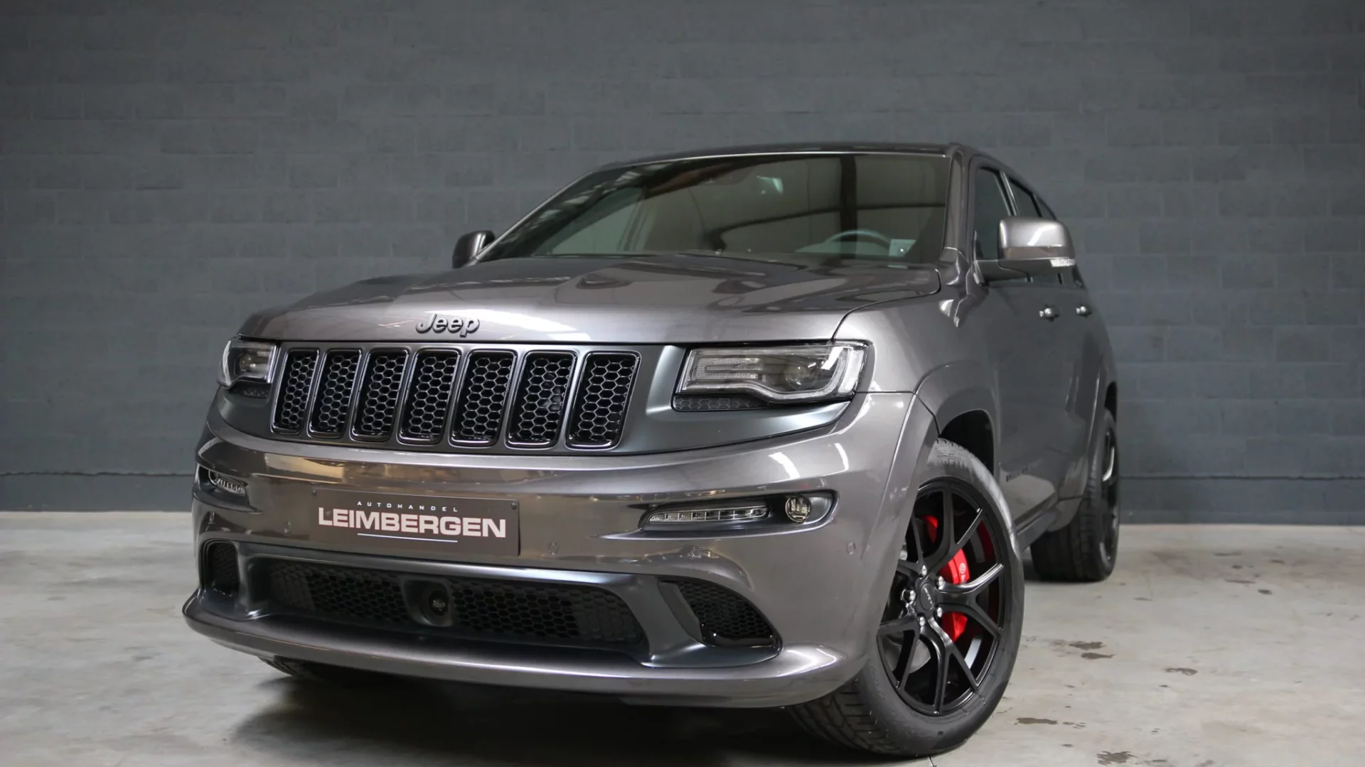 Header Jeep Jeep Grand Cherokee SRT8