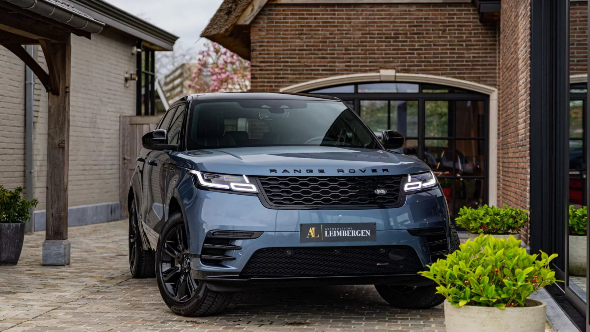 Header Land Rover RR Velar R-Dynamic