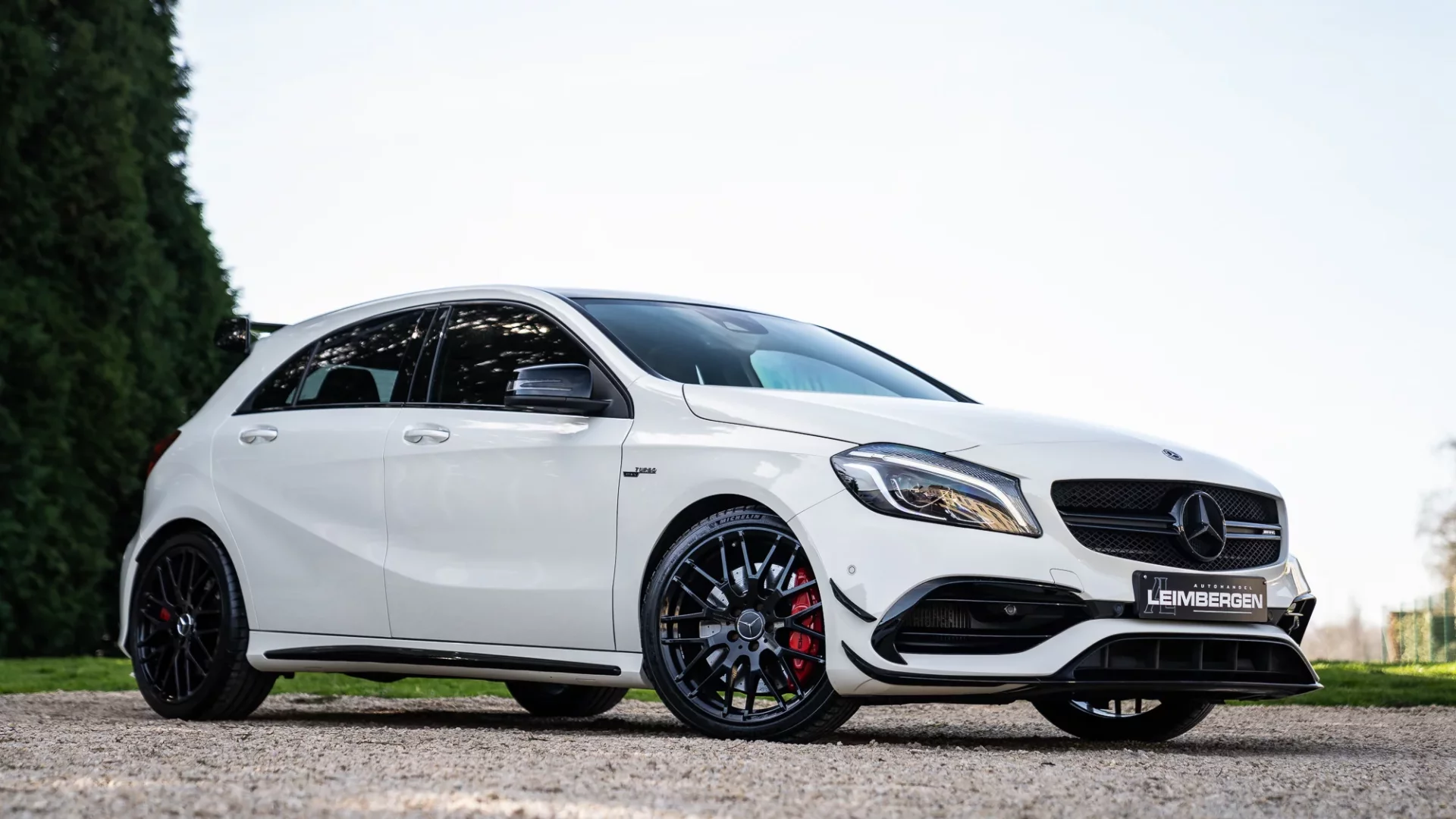 Header Mercedes-Benz A45 AMG