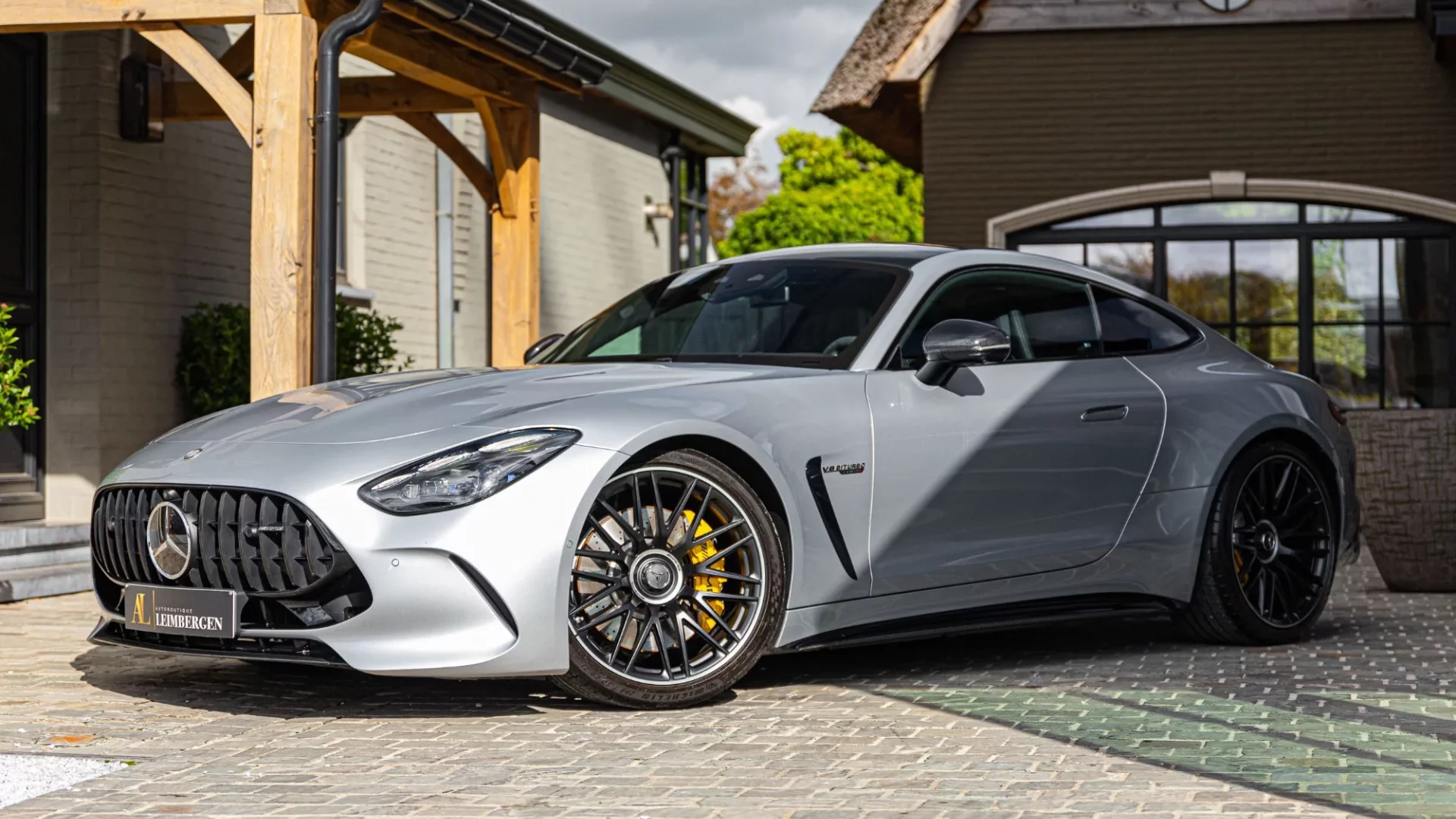 Header Mercedes-Benz AMG GT 63 4MATIC+ Coupé