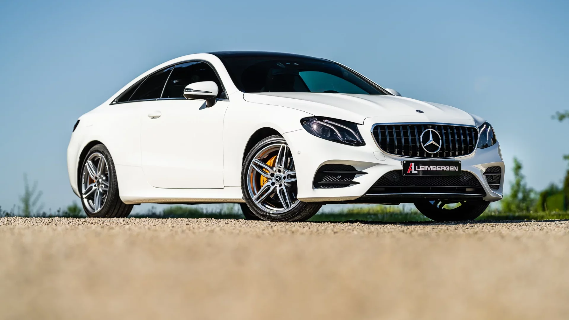 Header Mercedes-Benz E-Klasse Coupé E220d