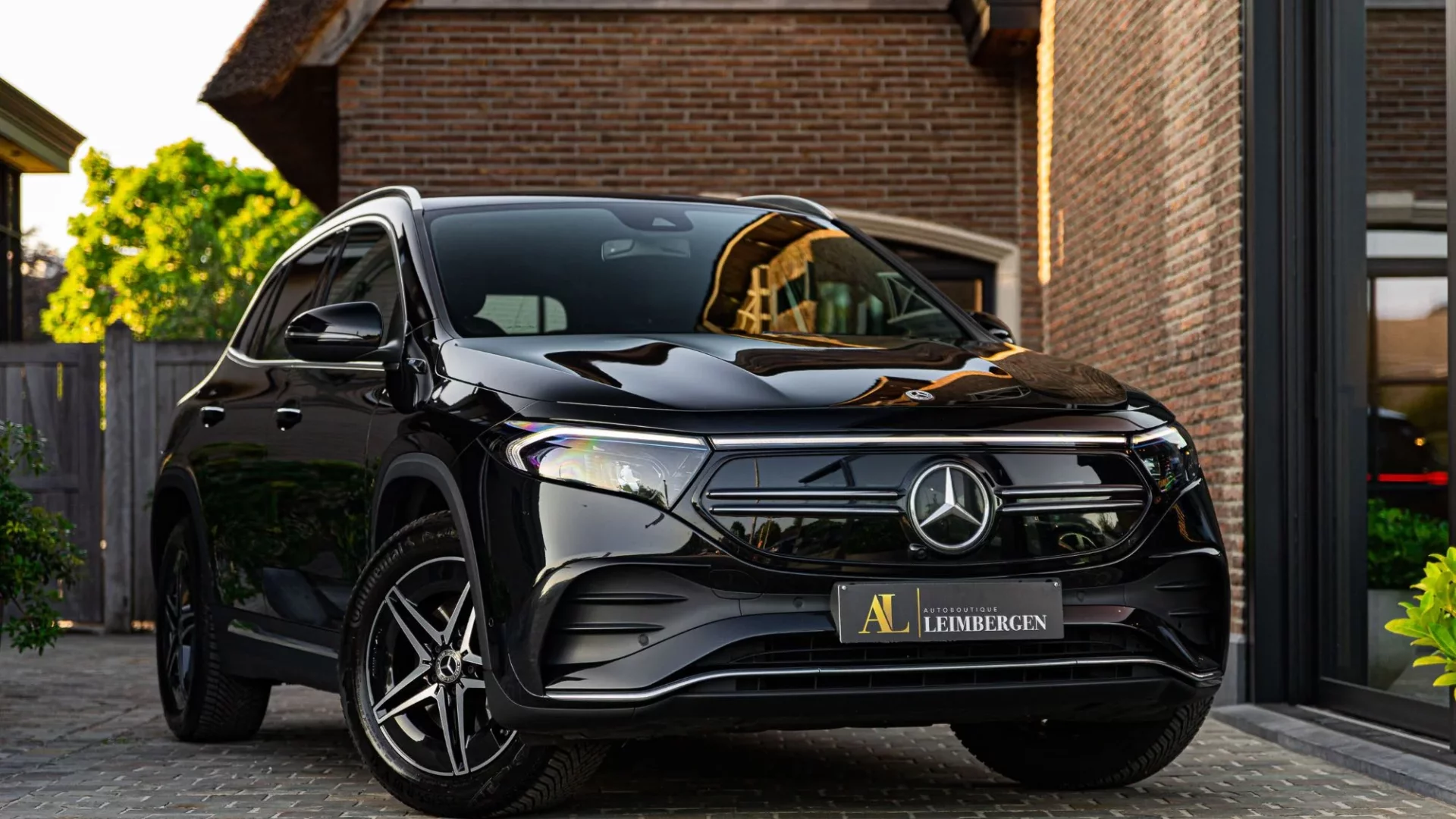 Header Mercedes-Benz EQA 250 AMG Line