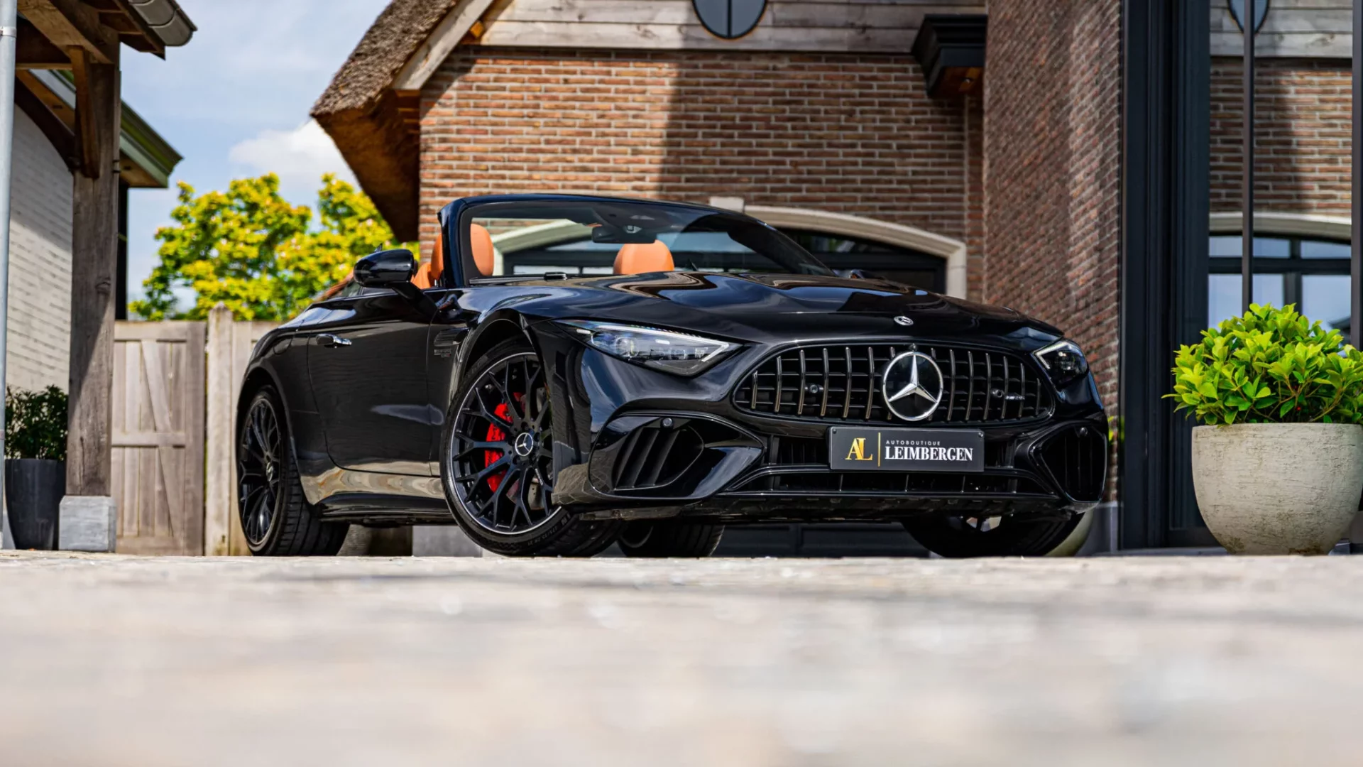 Header Mercedes-Benz SL 55 4MATIC+ Roadster