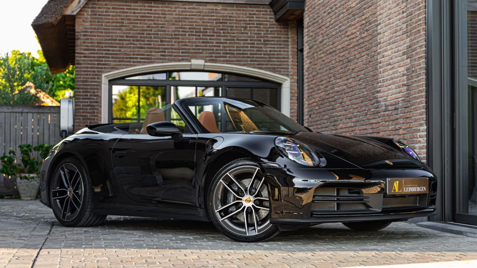 En-tête Porsche 911 Carrera Cabriolet Type 992.2