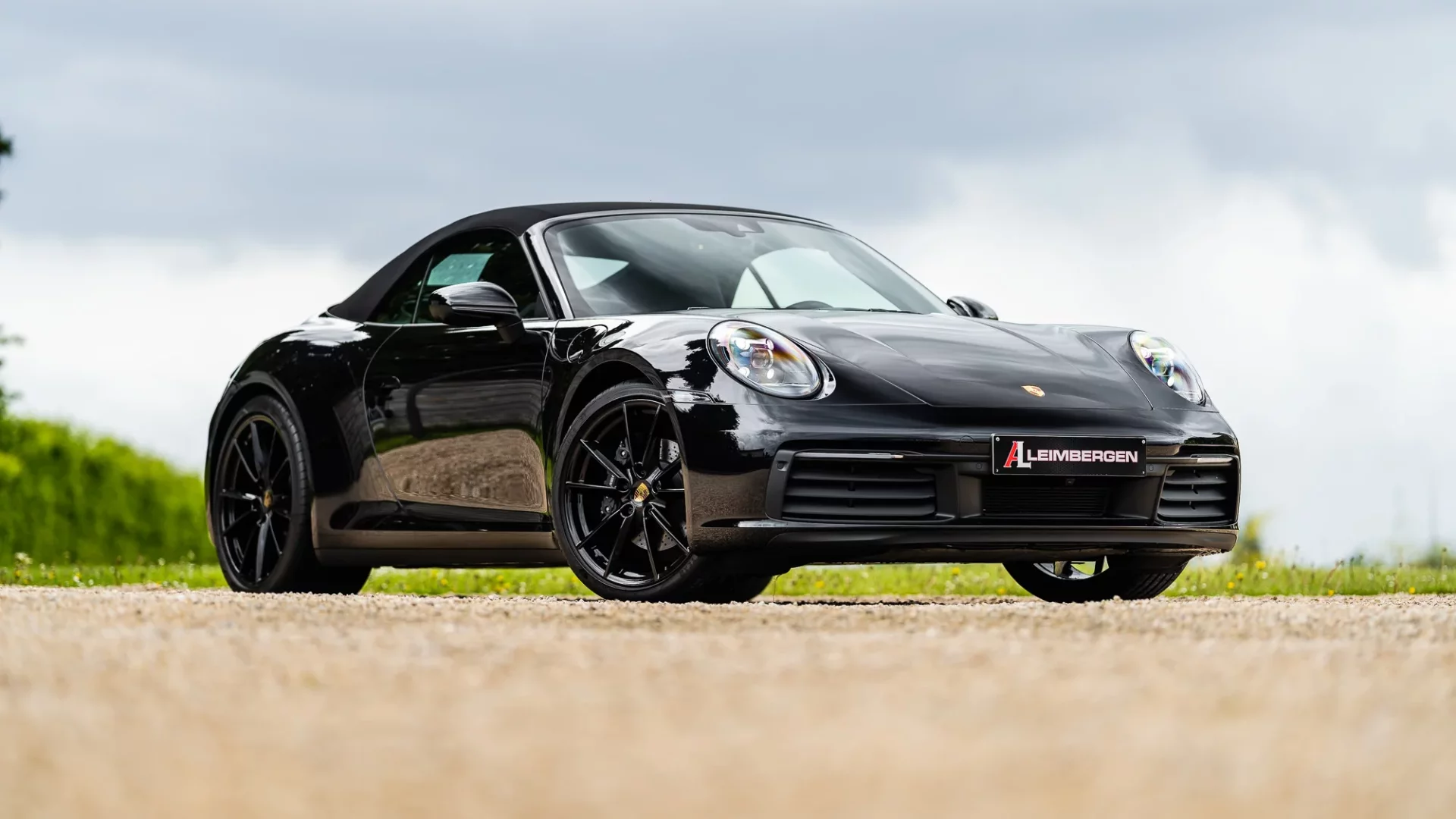 En-tête Porsche 911 Carrera Cabriolet Type 992