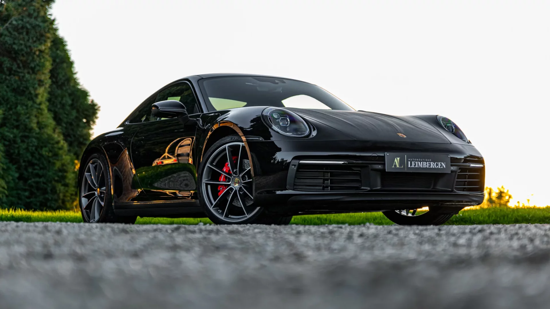 En-tête Porsche 911 Carrera (Type 992)