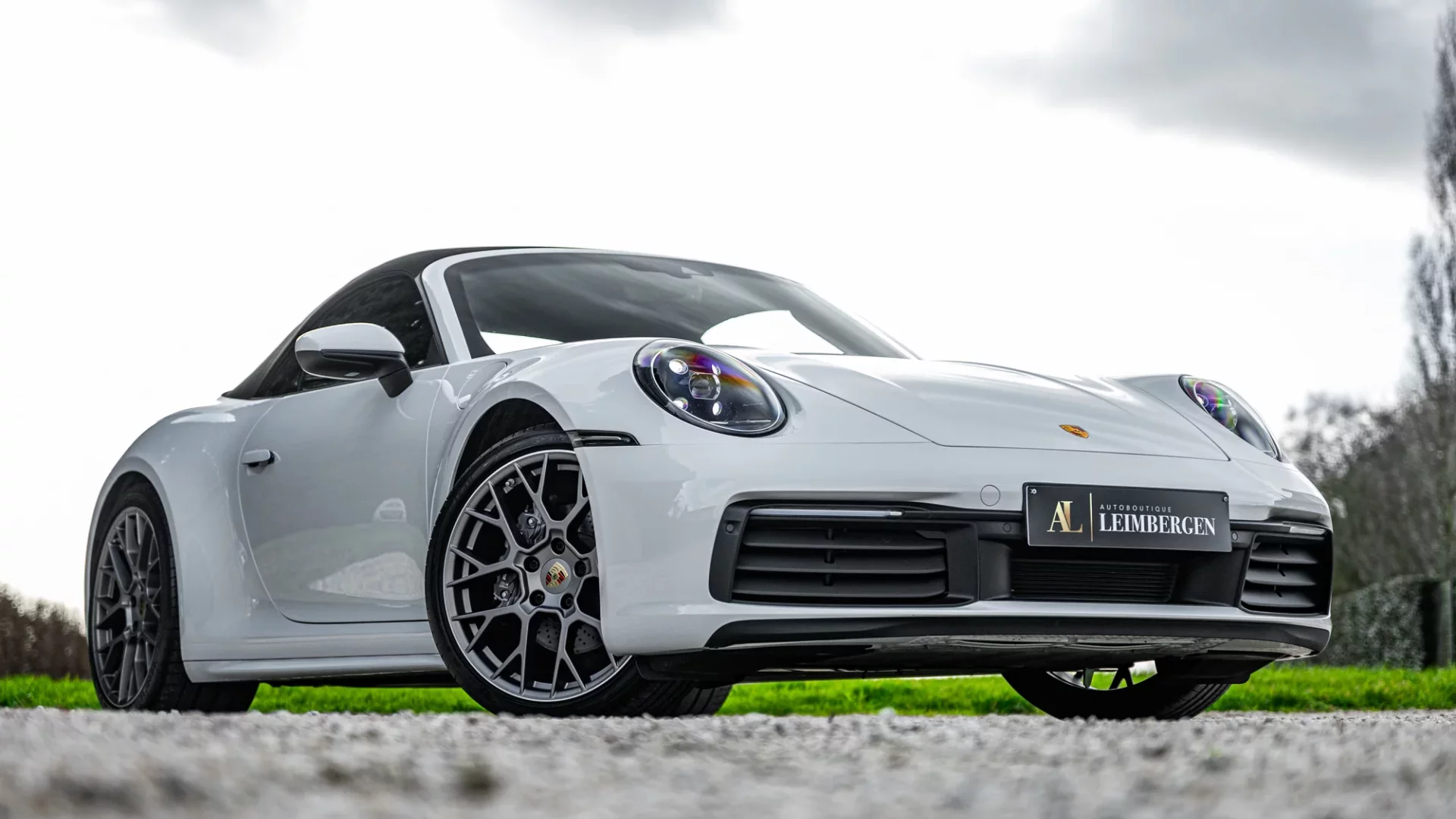 Header Porsche 911 Carrera Type 992 Cabriolet