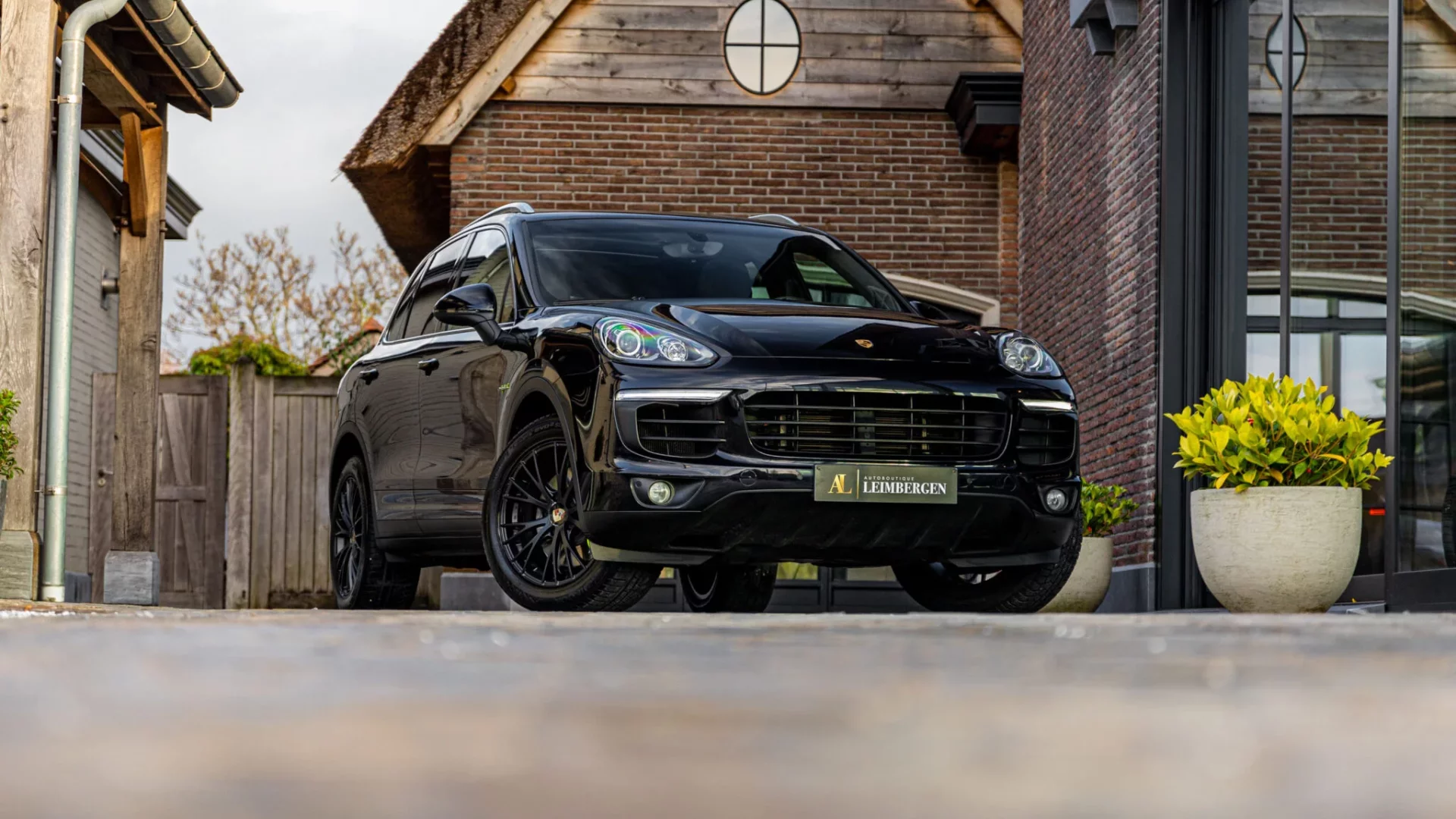 En-tête Porsche Cayenne S e-Hybrid