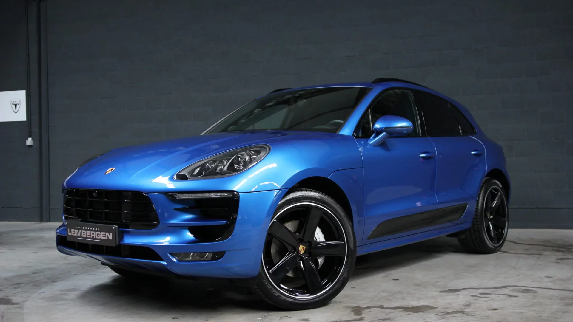 Header Porsche Macan