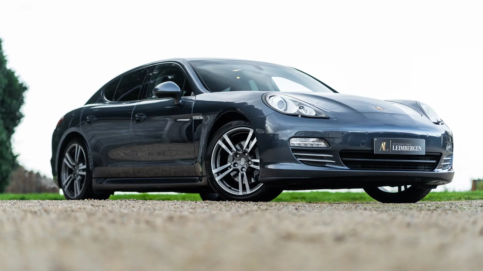 Header Porsche Panamera 4