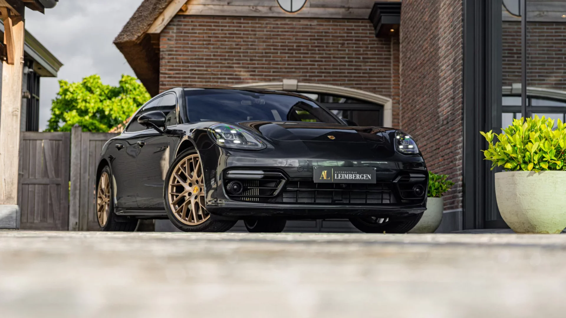 En-tête Porsche Porsche Panamera 4 E-Hybrid Sport Turismo