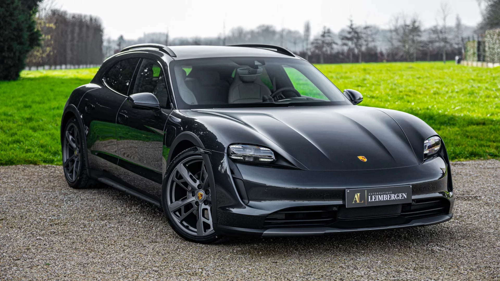 En-tête Porsche Taycan 4 Cross Turismo
