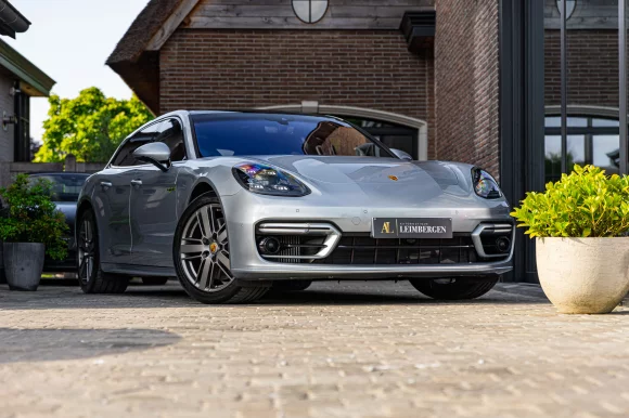 Porsche Panamera 4 e-Hybrid Sport Turismo