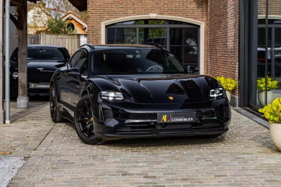 Porsche Taycan GTS Sport Turismo