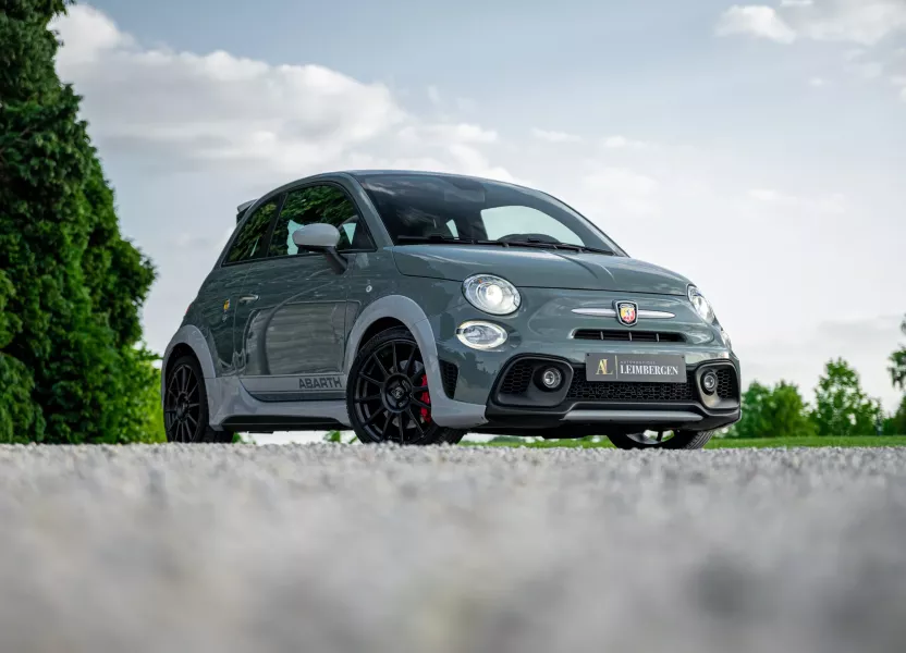 Exterieur Abarth 695 “70° Anniversario” 1/1949