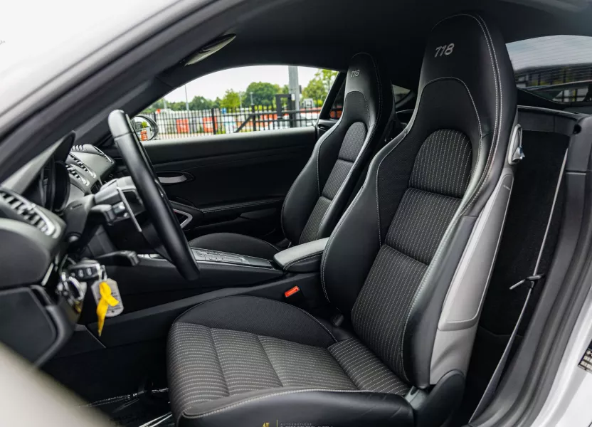Intérieur Porsche 718 Cayman T