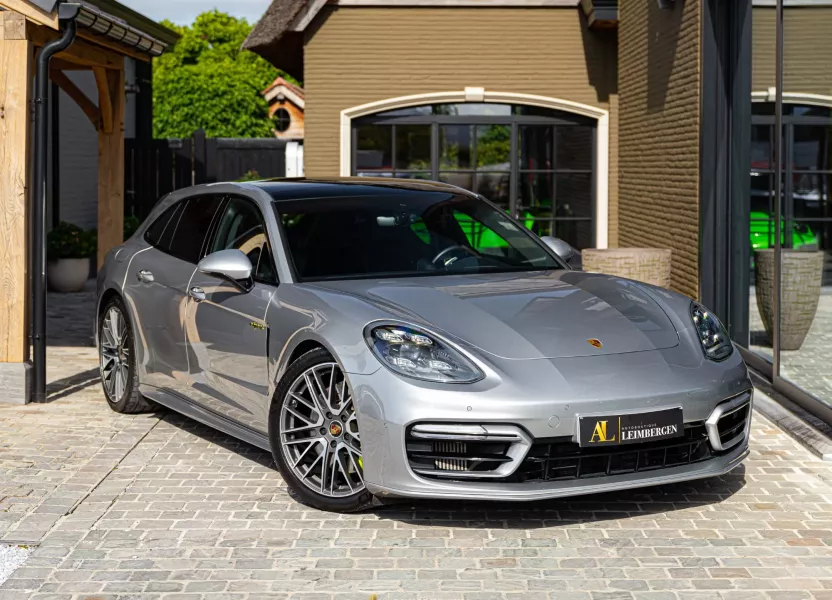 Exterior Porsche Panamera 4 E-Hybrid Sport Turismo