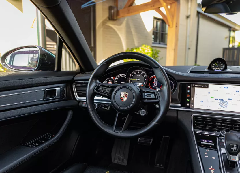 Interieur Porsche Panamera 4 e-Hybrid Sport Turismo
