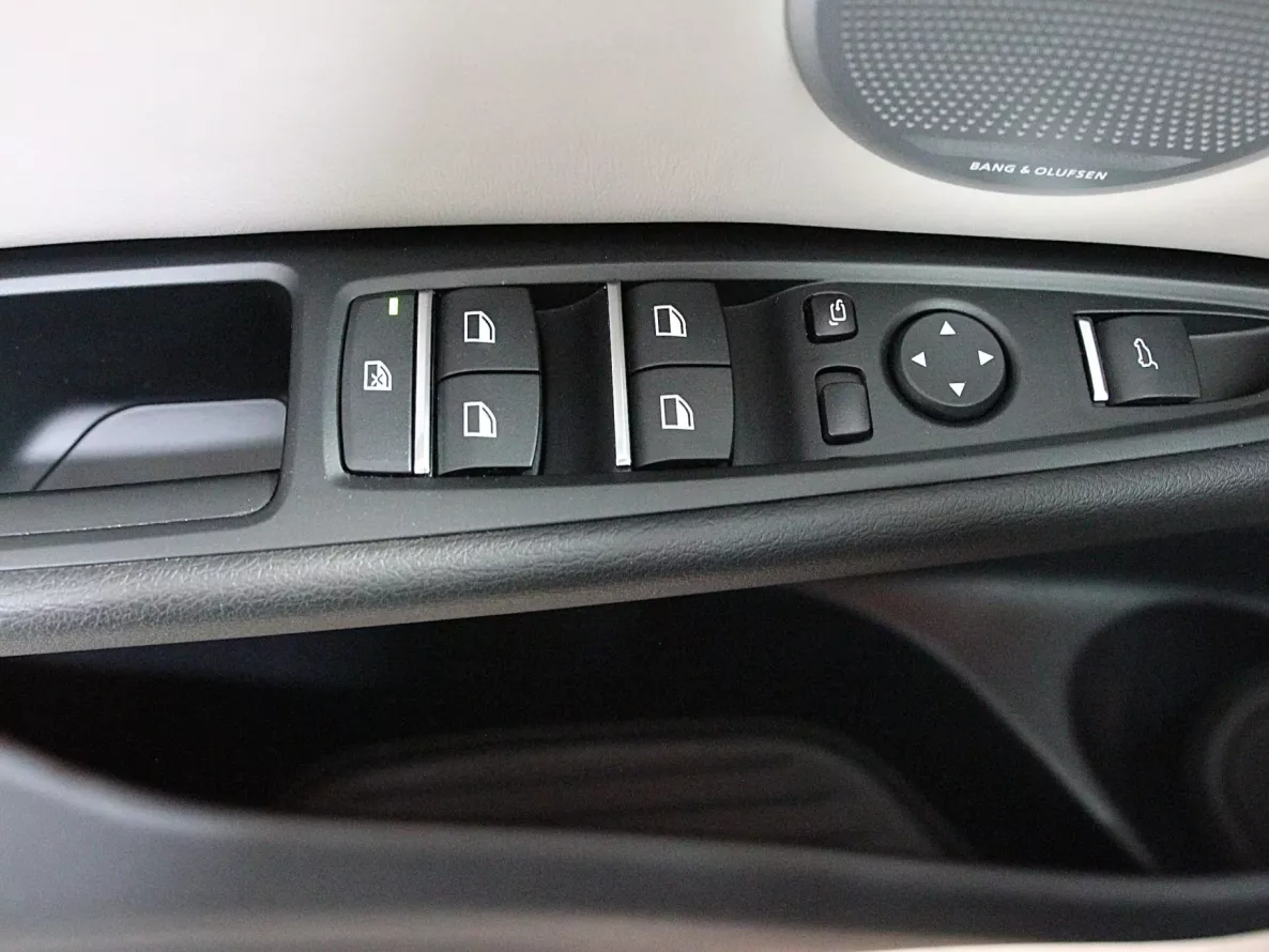 Exterior BMW X6 M50D