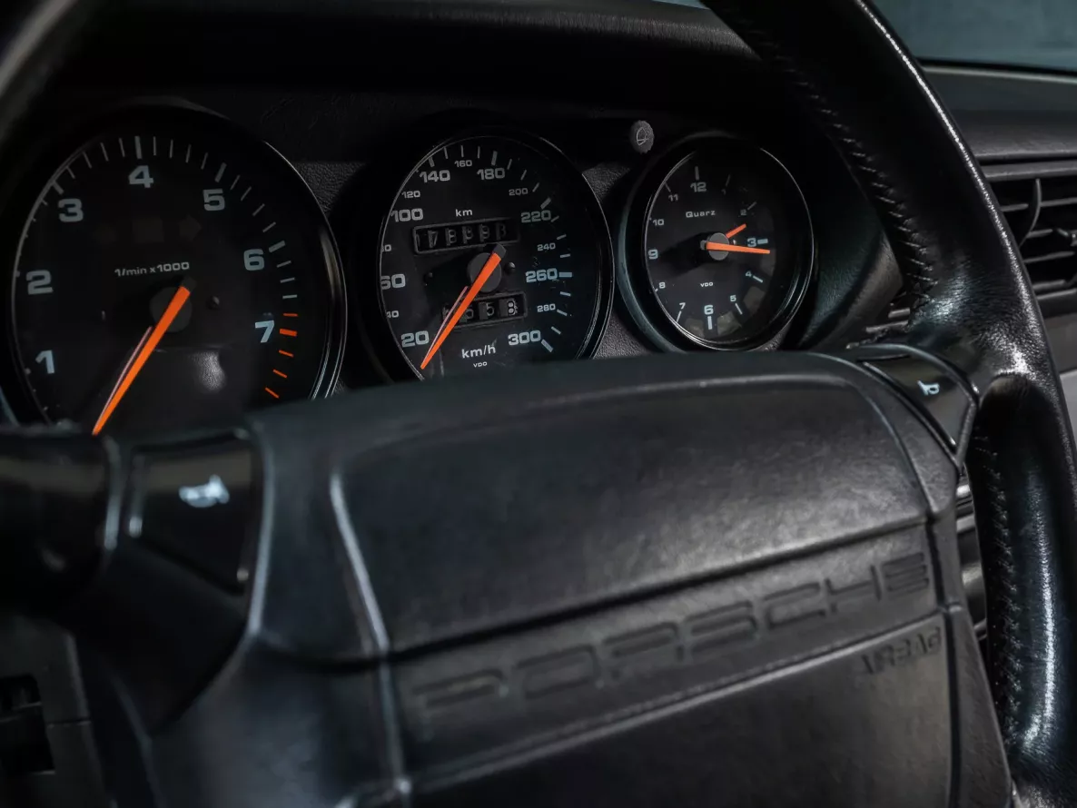 Exterior Porsche 911 (type 964) Carrera 2