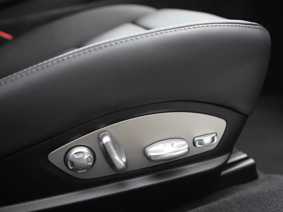 Exterieur Porsche Porsche Panamera Diesel 3 0 V6 300 Pk 1 Ste Eigenaar Slechts 39 80 Km