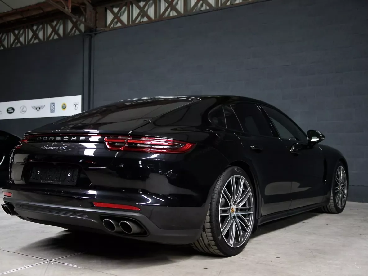 Exterior Porsche Panamera 4S