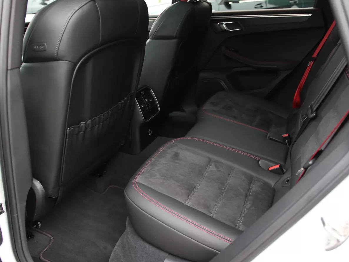 Exterior Porsche Panamera 4S