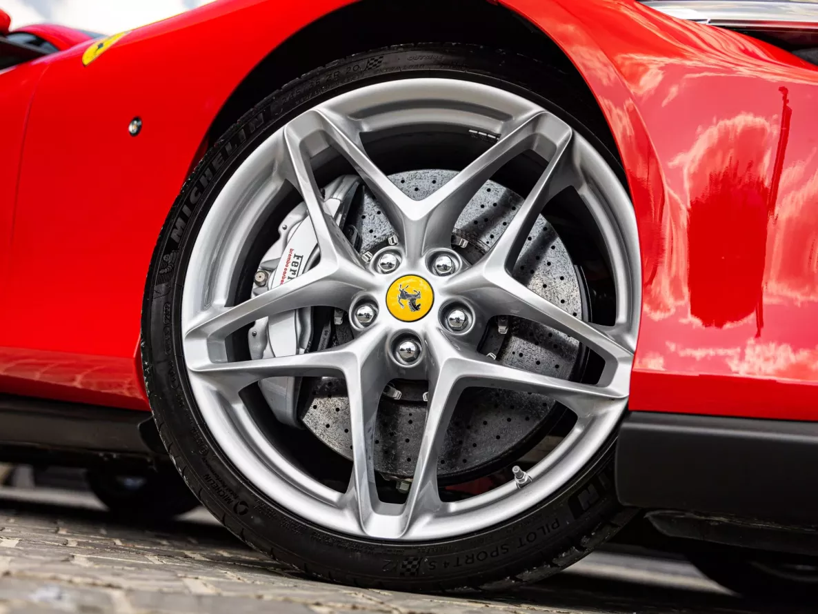 Exterieur Ferrari Roma