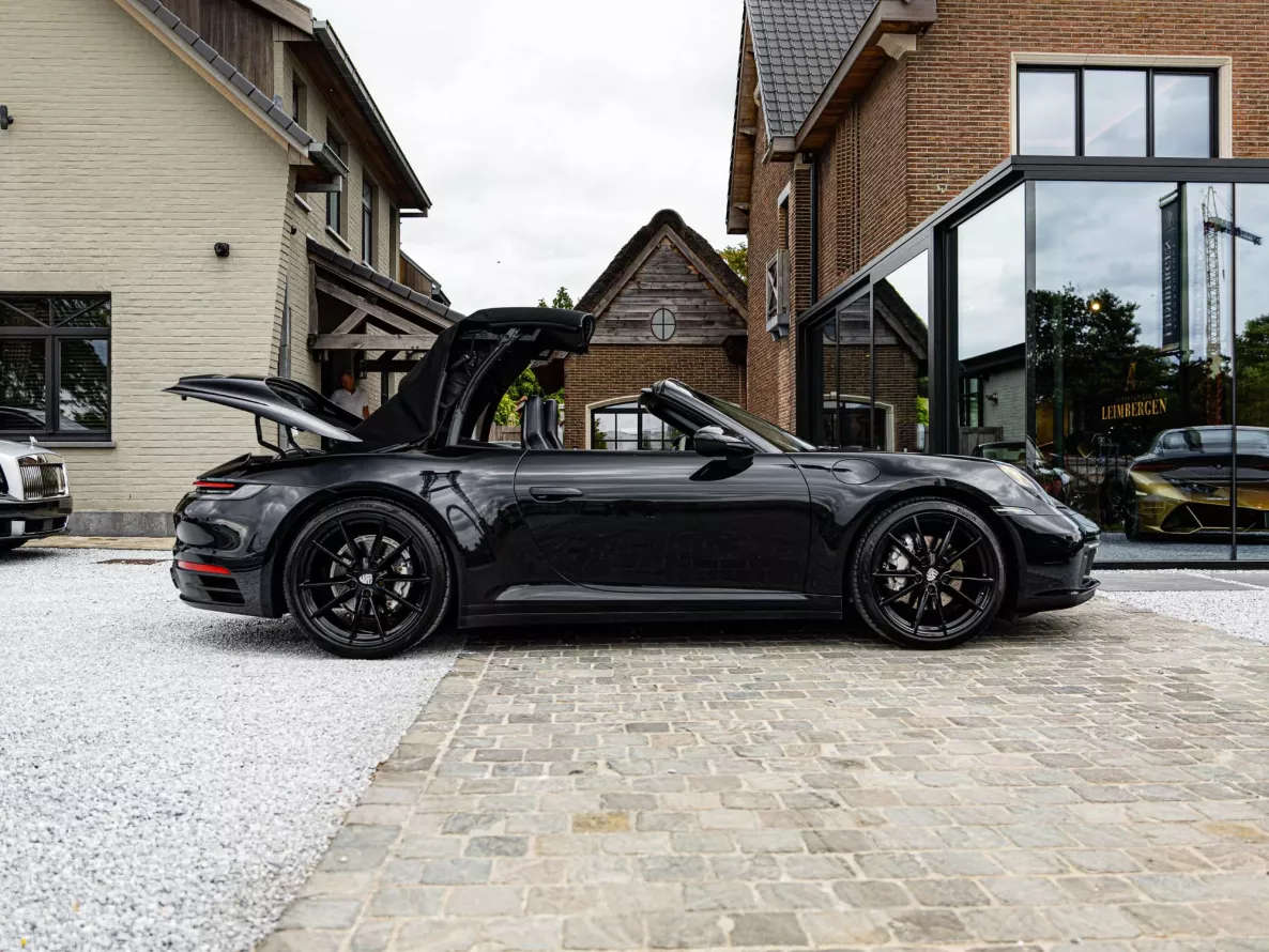 Exterieur Porsche 911 Carrera Cabriolet Type 992