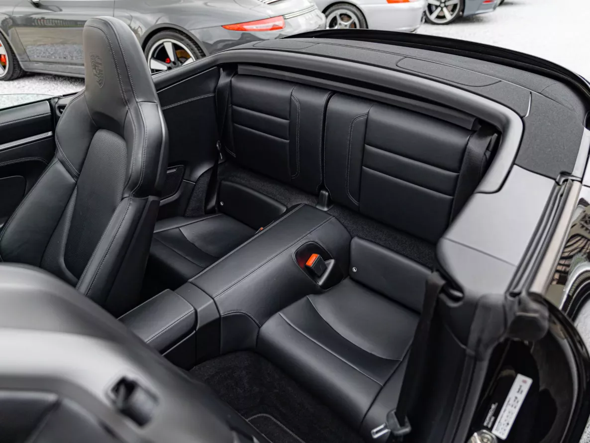 Interieur Porsche 911 Carrera Cabriolet Type 992