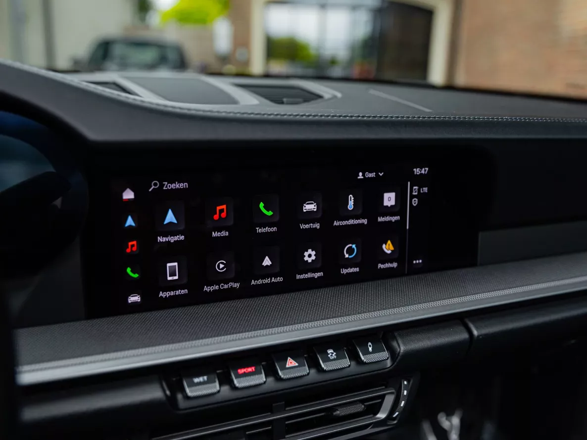 Interieur Porsche 911 Carrera Cabriolet Type 992