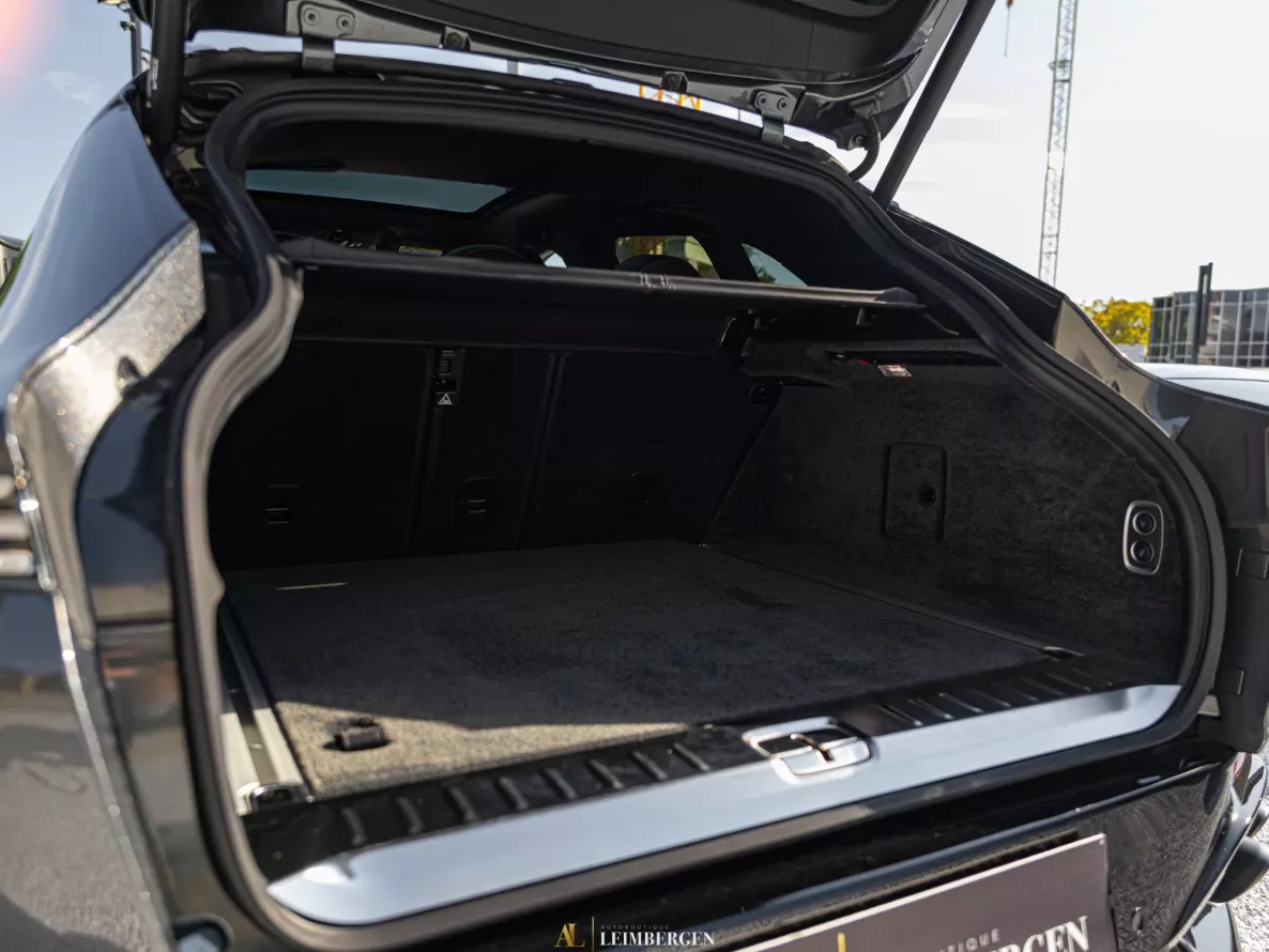 Intérieur Aston Martin DBX 707