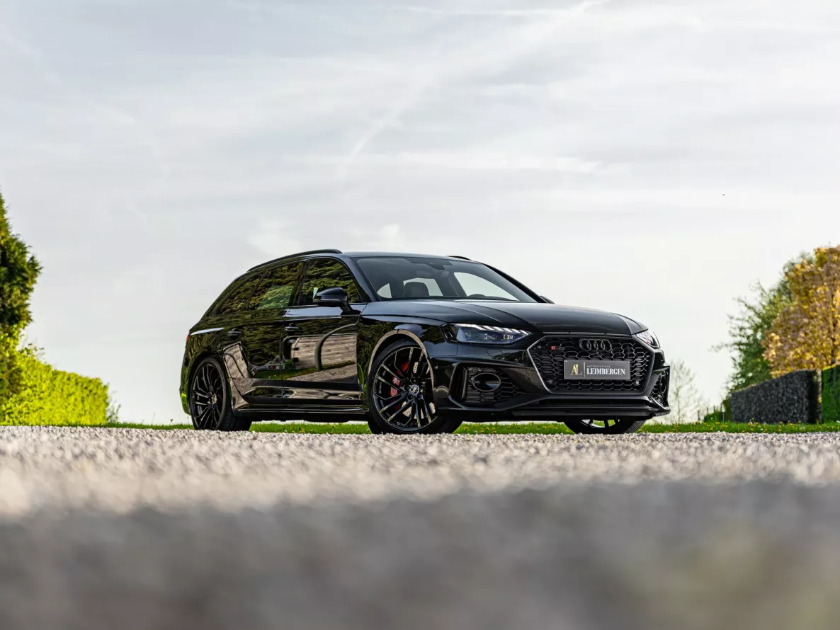 Exterior Audi RS4 Avant Quattro