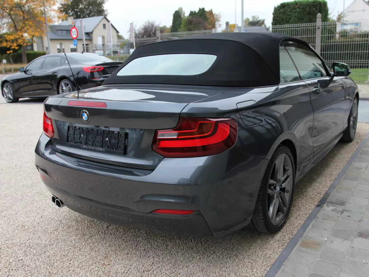 Exterior BMW 220D Cabriolet