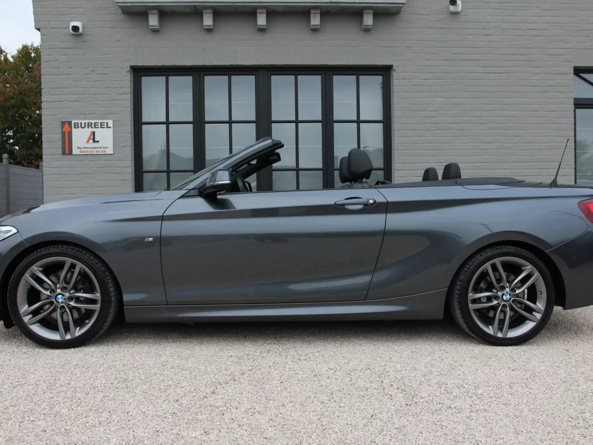 Exterior BMW 220D Cabriolet