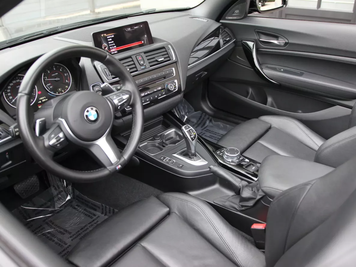 Exterior BMW 220D Cabriolet