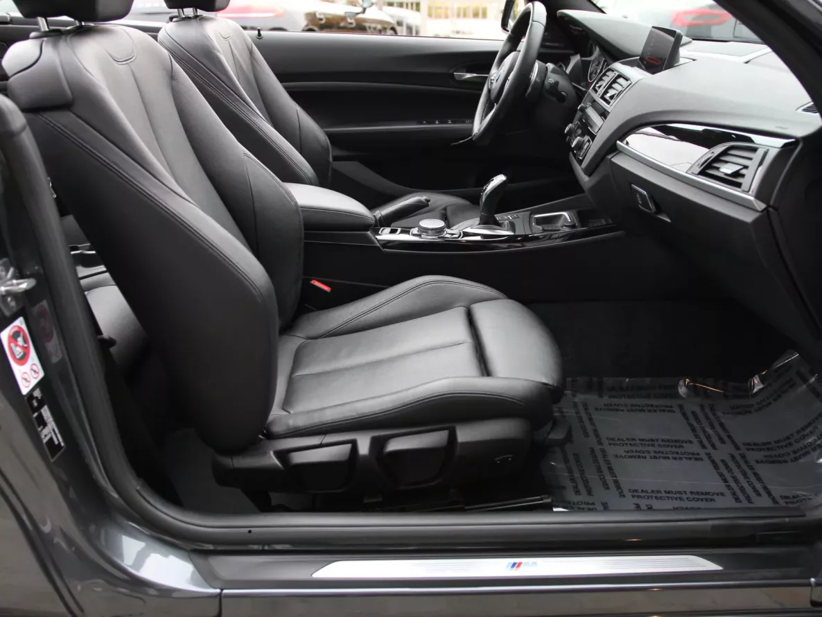 Exterior BMW 220D Cabriolet